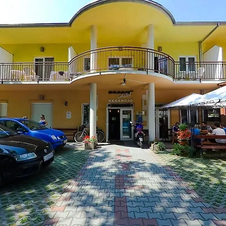 Beach Hotel Otel Siofok