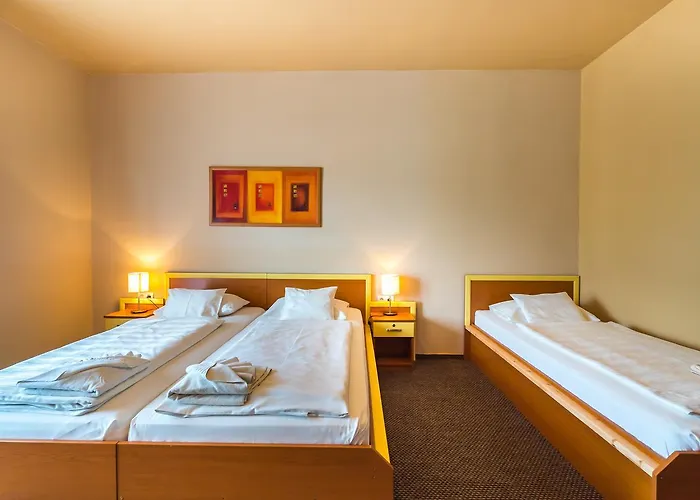 Отель Beach Hotel